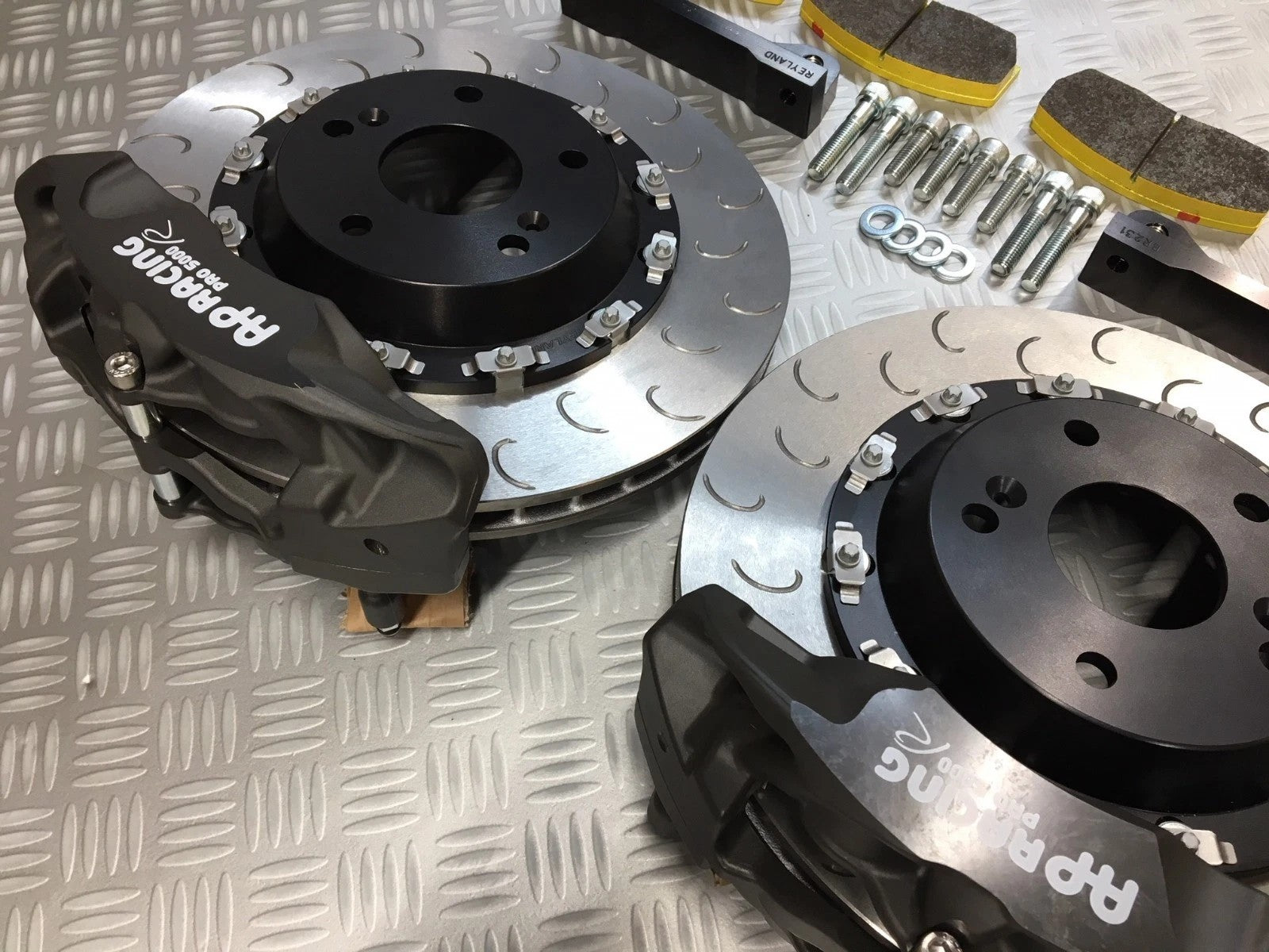 AP Racing Competition Honda Integra/Civic 330mm Front Brake Kits